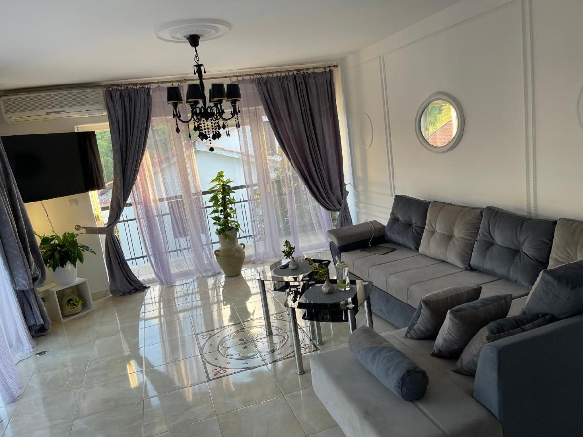 Apartmani Cirovic Luxury Herceg Novi Eksteriør bilde