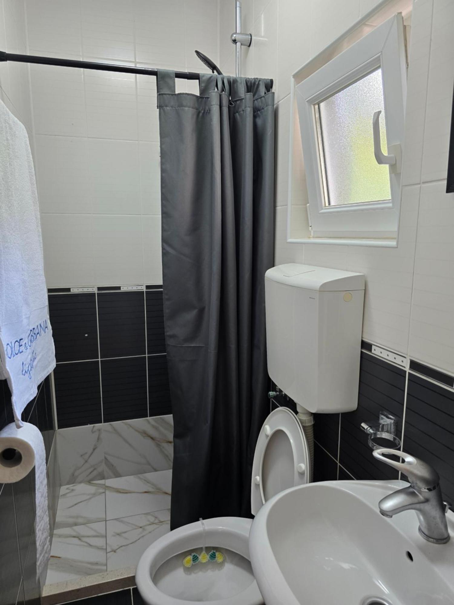Apartmani Cirovic Luxury Herceg Novi Eksteriør bilde